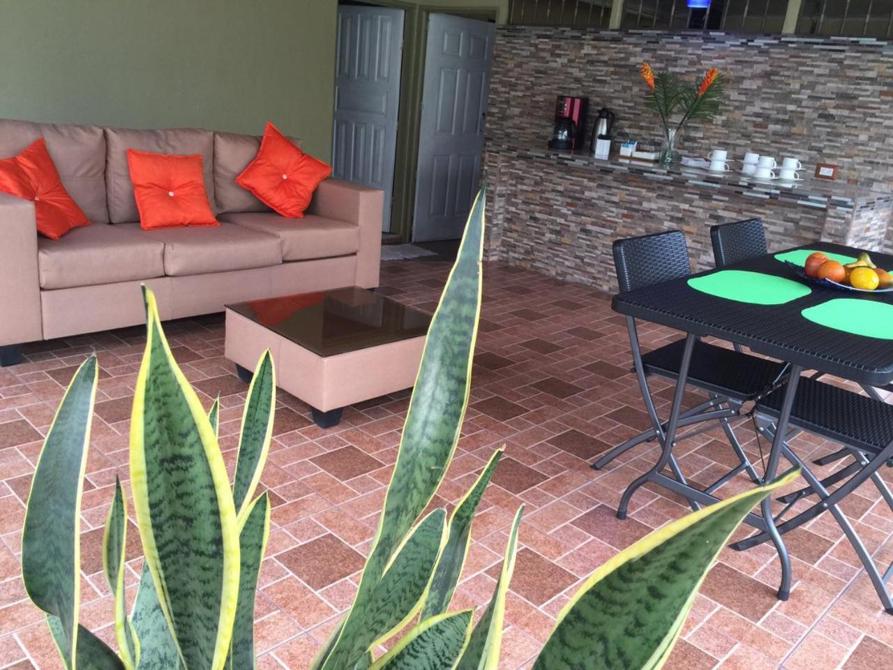 Hotel Boutique Malibu Los Suenos Tigre  Exterior photo